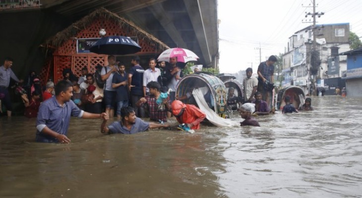 ৪৩ বছরের রেকর্ডের কাছাকাছি চট্টগ্রামের বৃষ্টি, ২৪ ঘণ্টায় ঝরল ৩৯৪ মিলিমিটার
